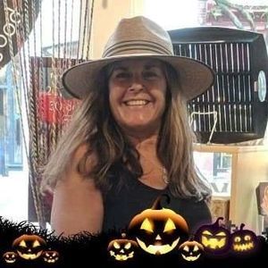 Meet your Posher, Kimberly